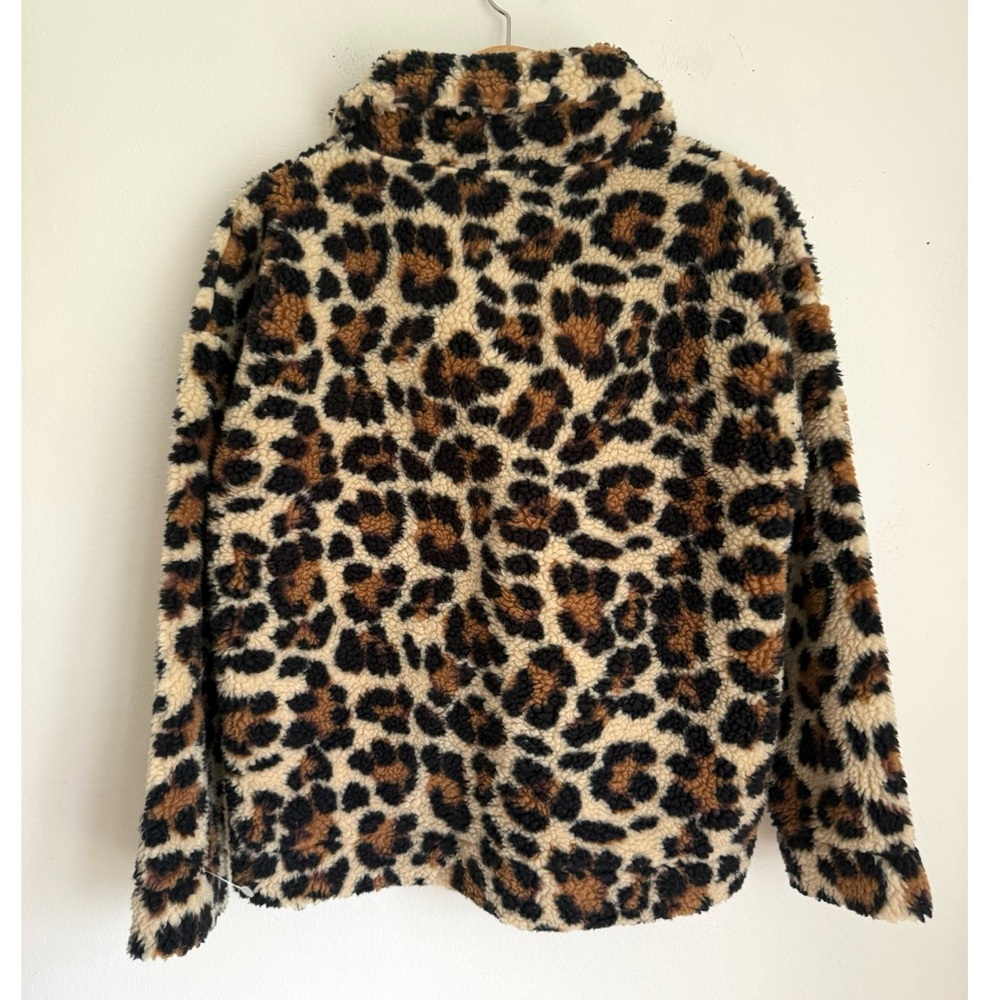 J. Crew Snap-Collar Sherpa Pullover Jacket in Leopard Print - Picture 7 of 8